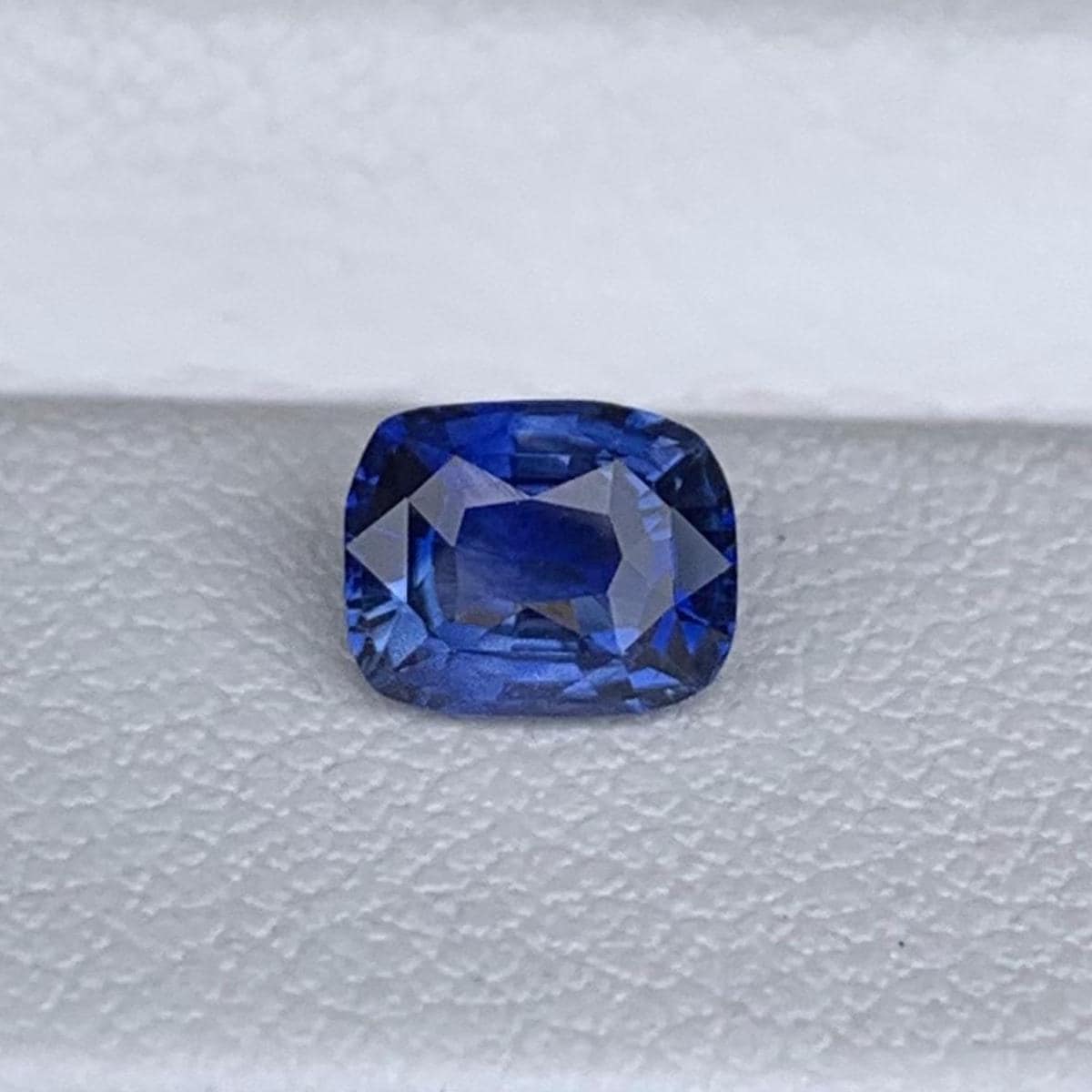 Natural Blue Sapphire 0.92ct (H)