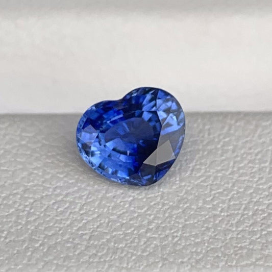 Natural Royal Blue Sapphire 1.08ct - (H) - Baza Boutique