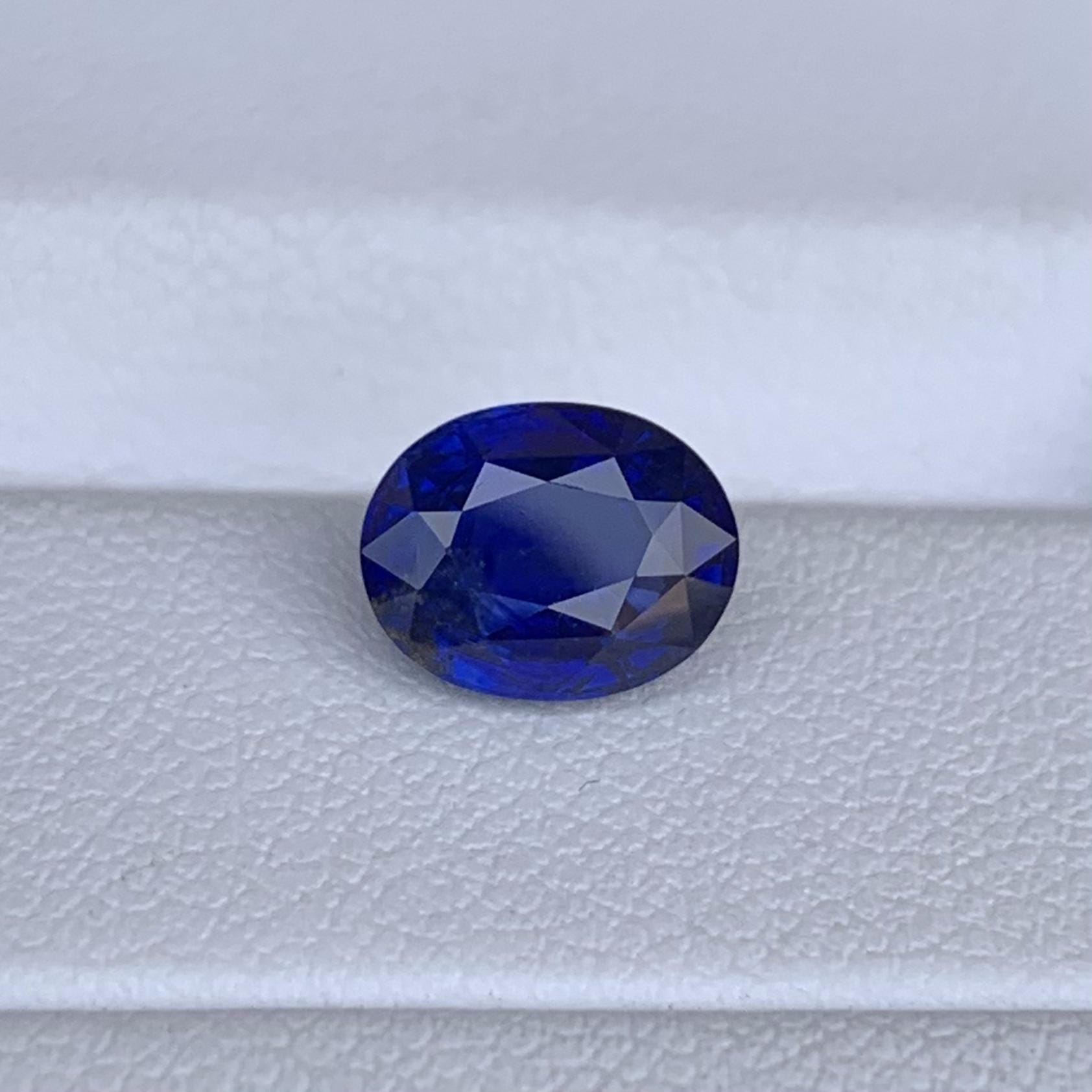 Ceylon Royal Blue Sapphire 1.57ct - (H) - Baza Boutique