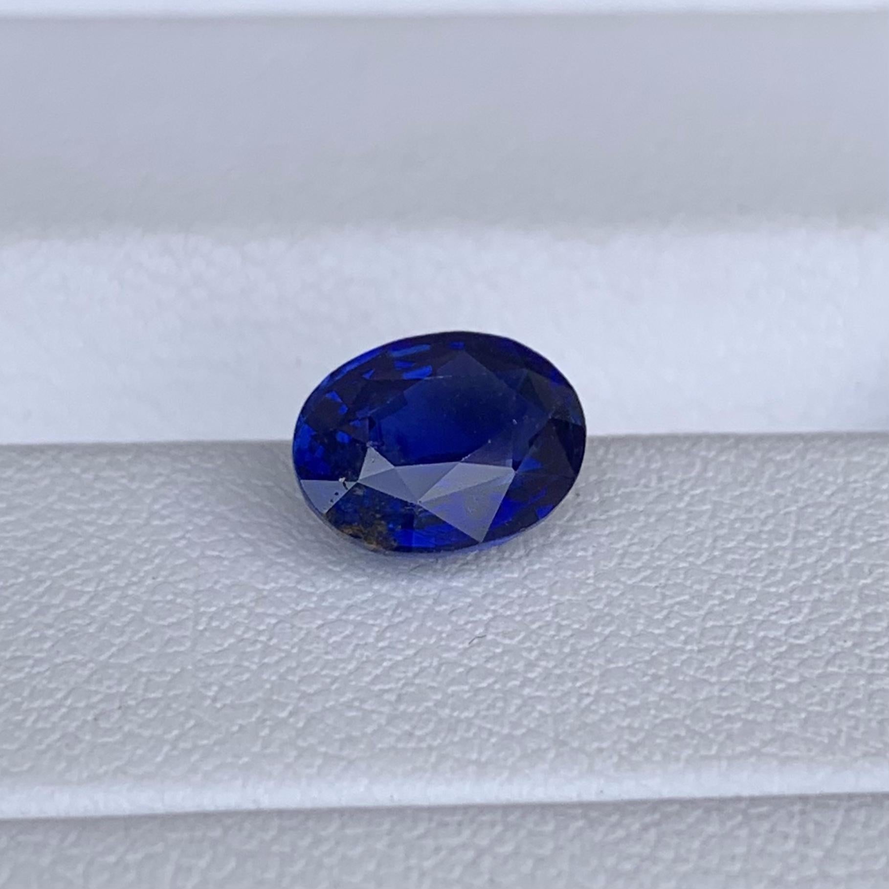 Ceylon Royal Blue Sapphire 1.57ct - (H) - Baza Boutique