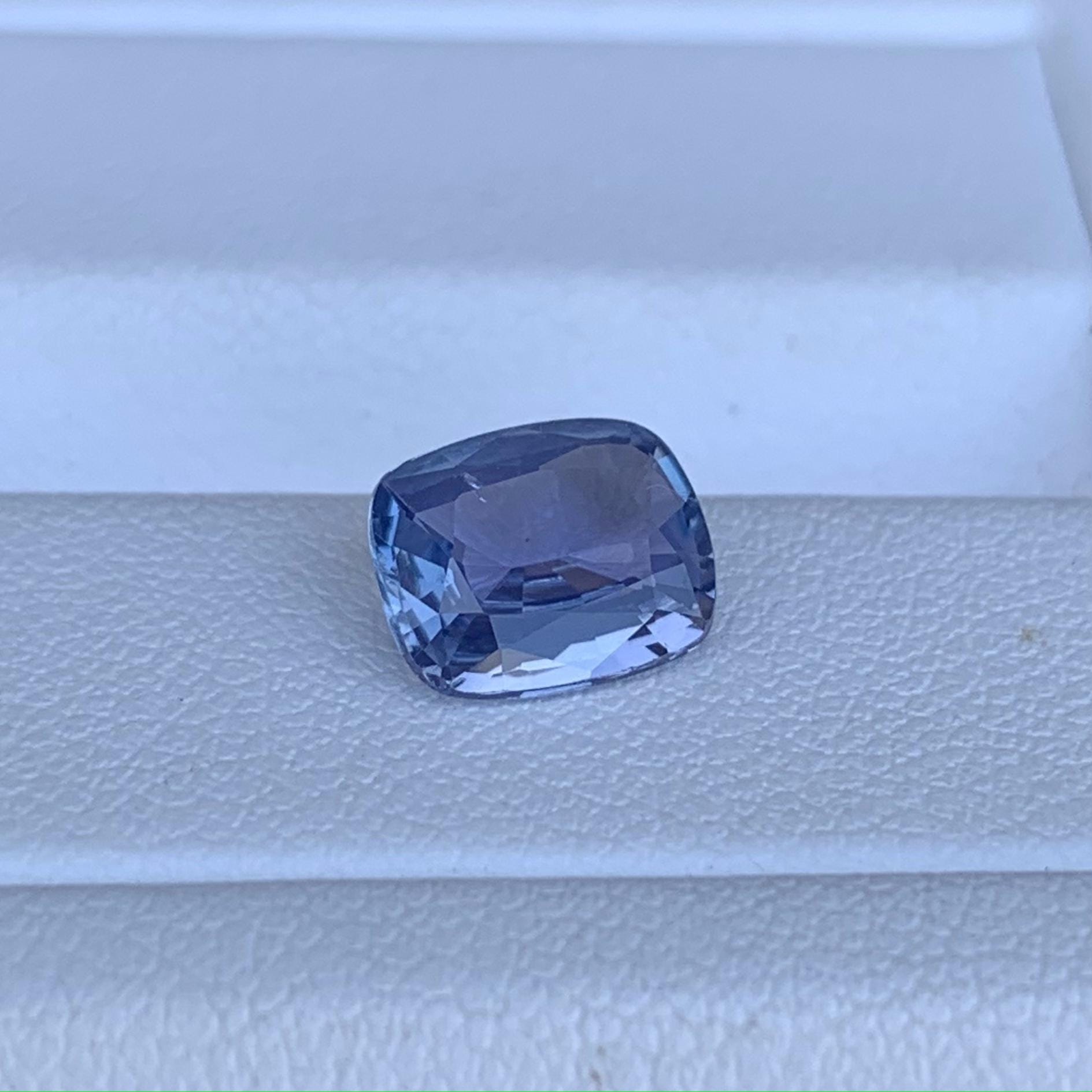 Lavender Peach Sapphire 1.87ct - (UH) - Baza Boutique