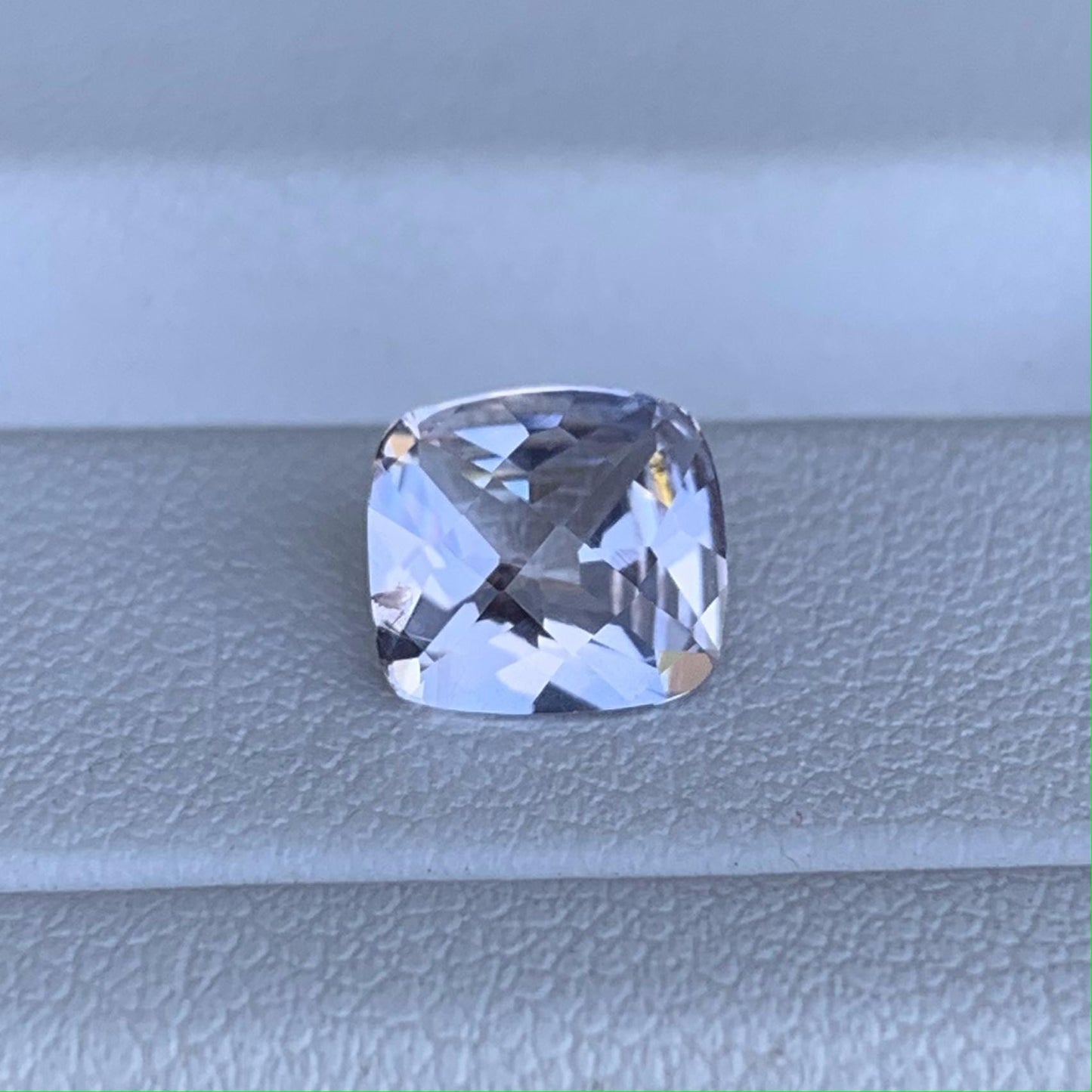 Natural Peach Sapphire 1.96ct - (UH) - Baza Boutique