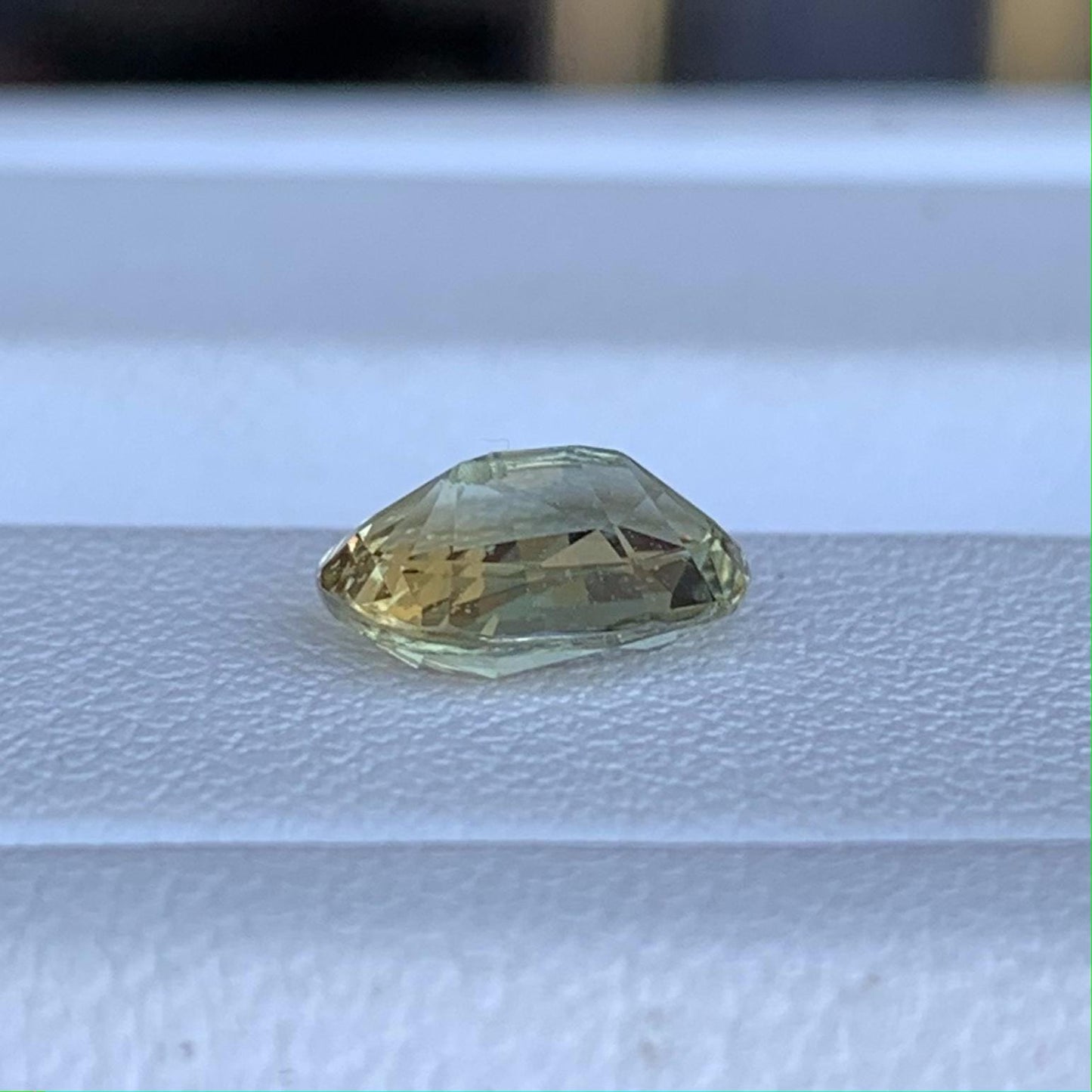 Natural Yellow Sapphire 1.51ct - (UH) - Baza Boutique