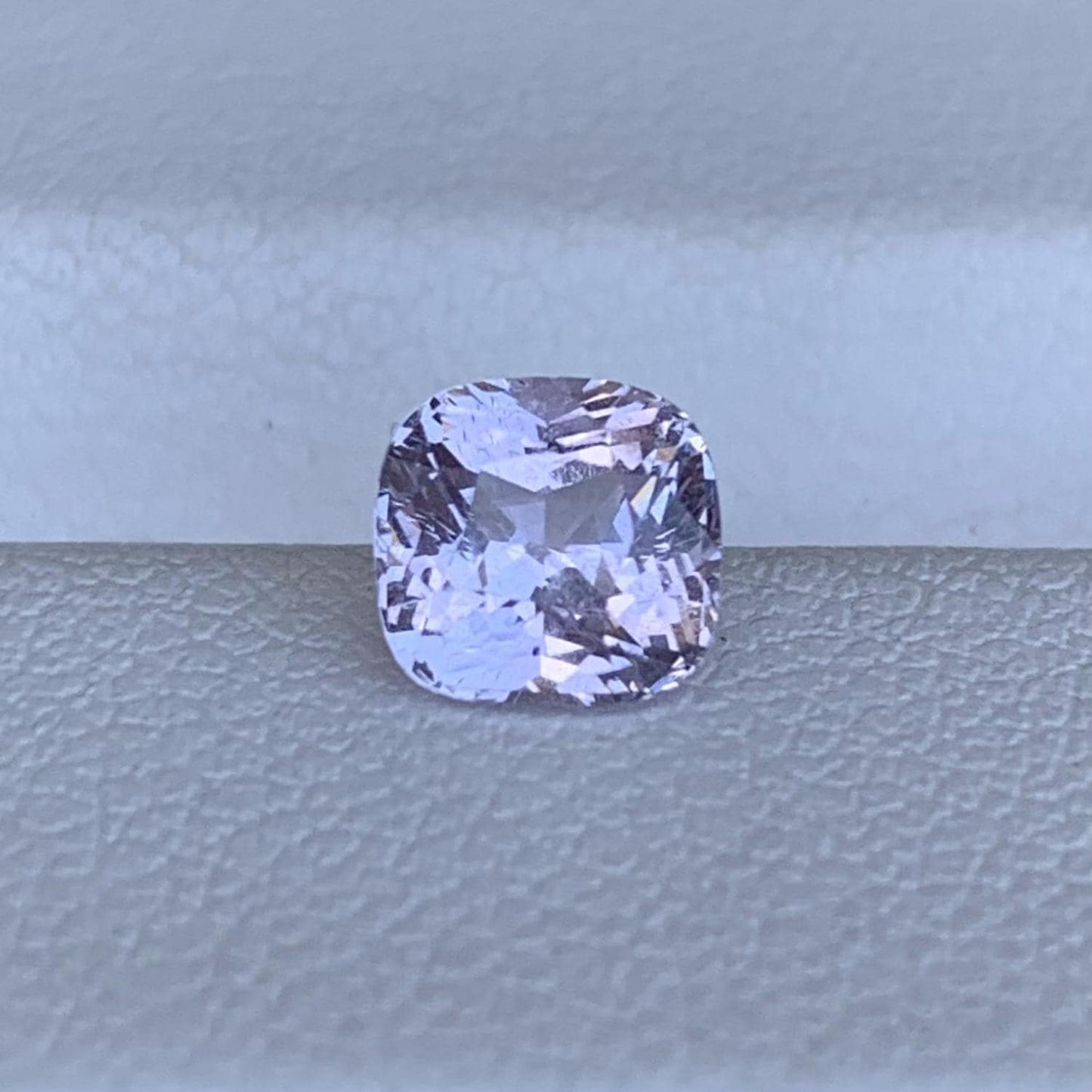 Lavender Peach Sapphire 1.20ct - (UH) - Baza Boutique