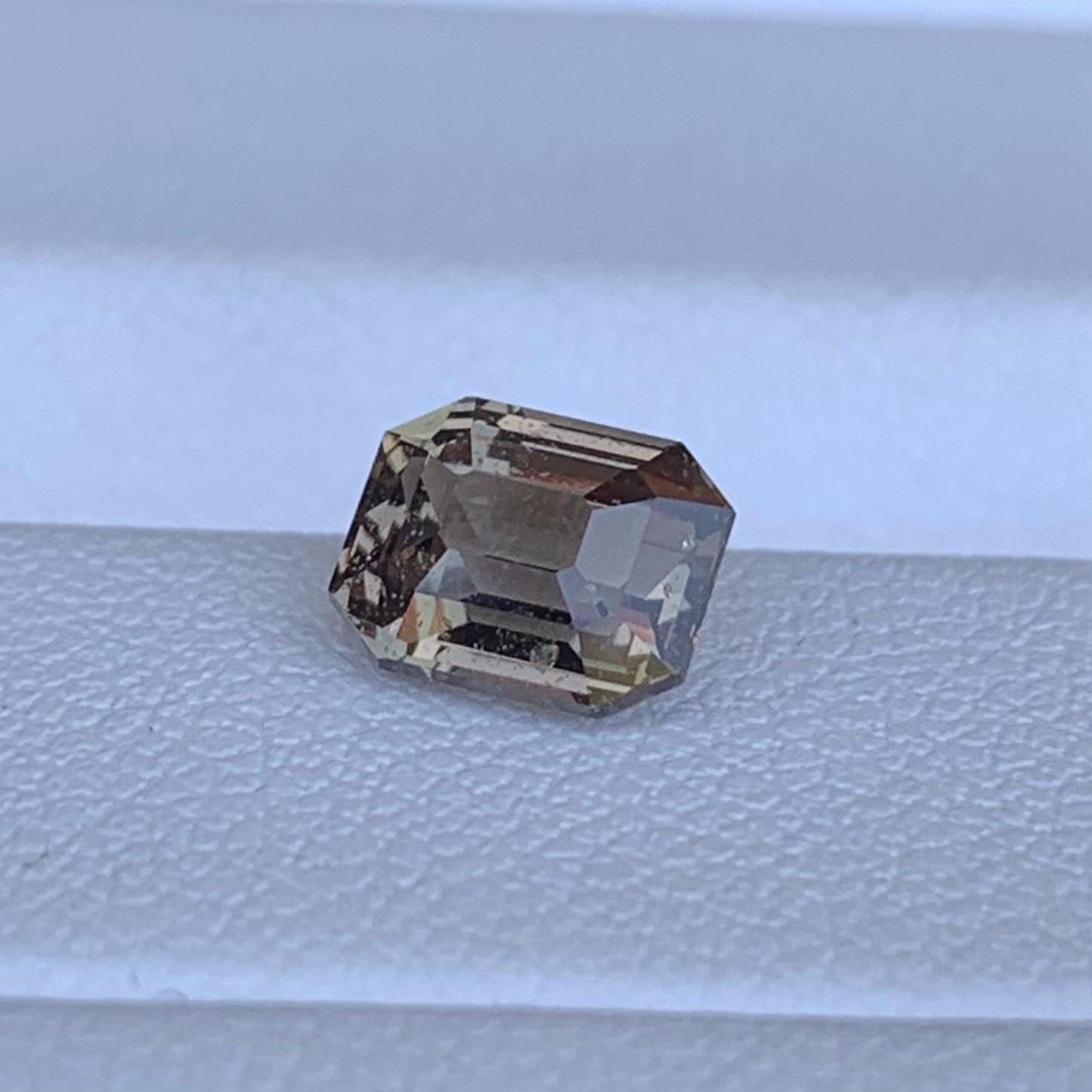 Color Changing Sapphire 1.38ct - (UH) - Baza Boutique