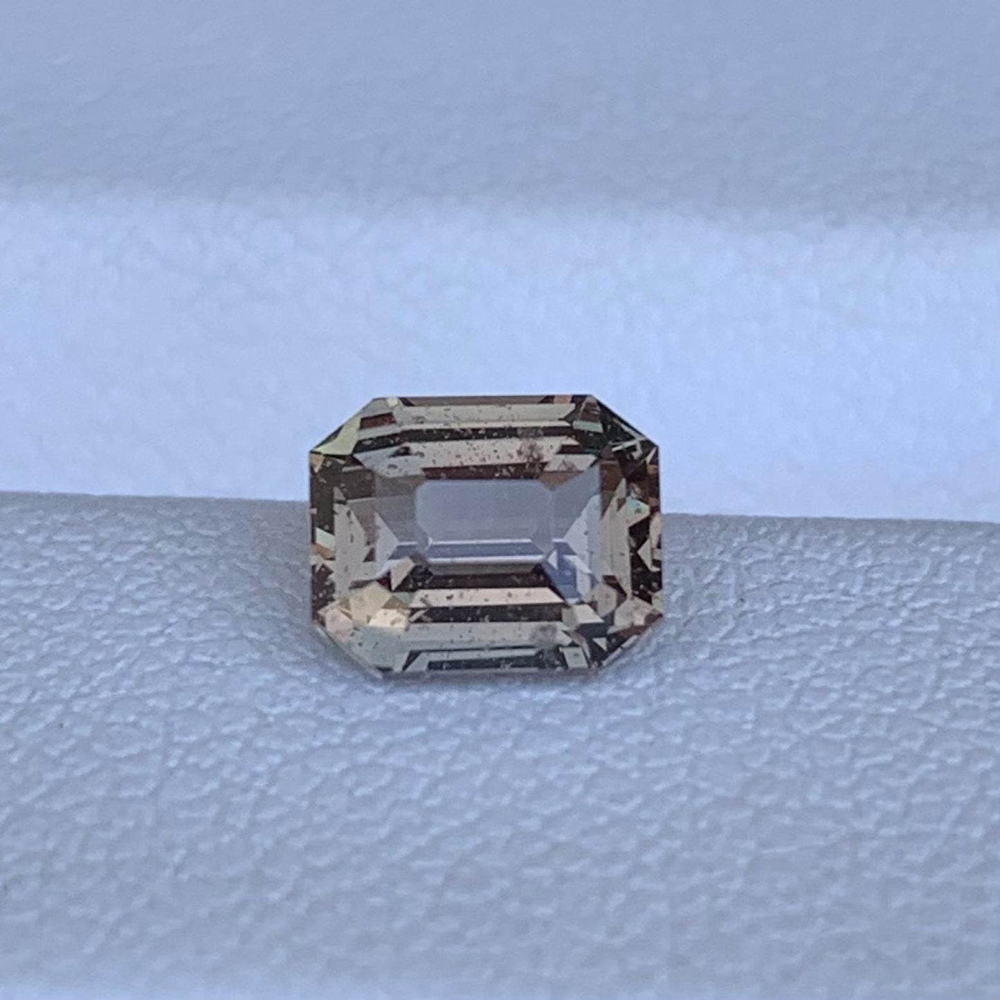 Color Changing Sapphire 1.38ct - (UH) - Baza Boutique