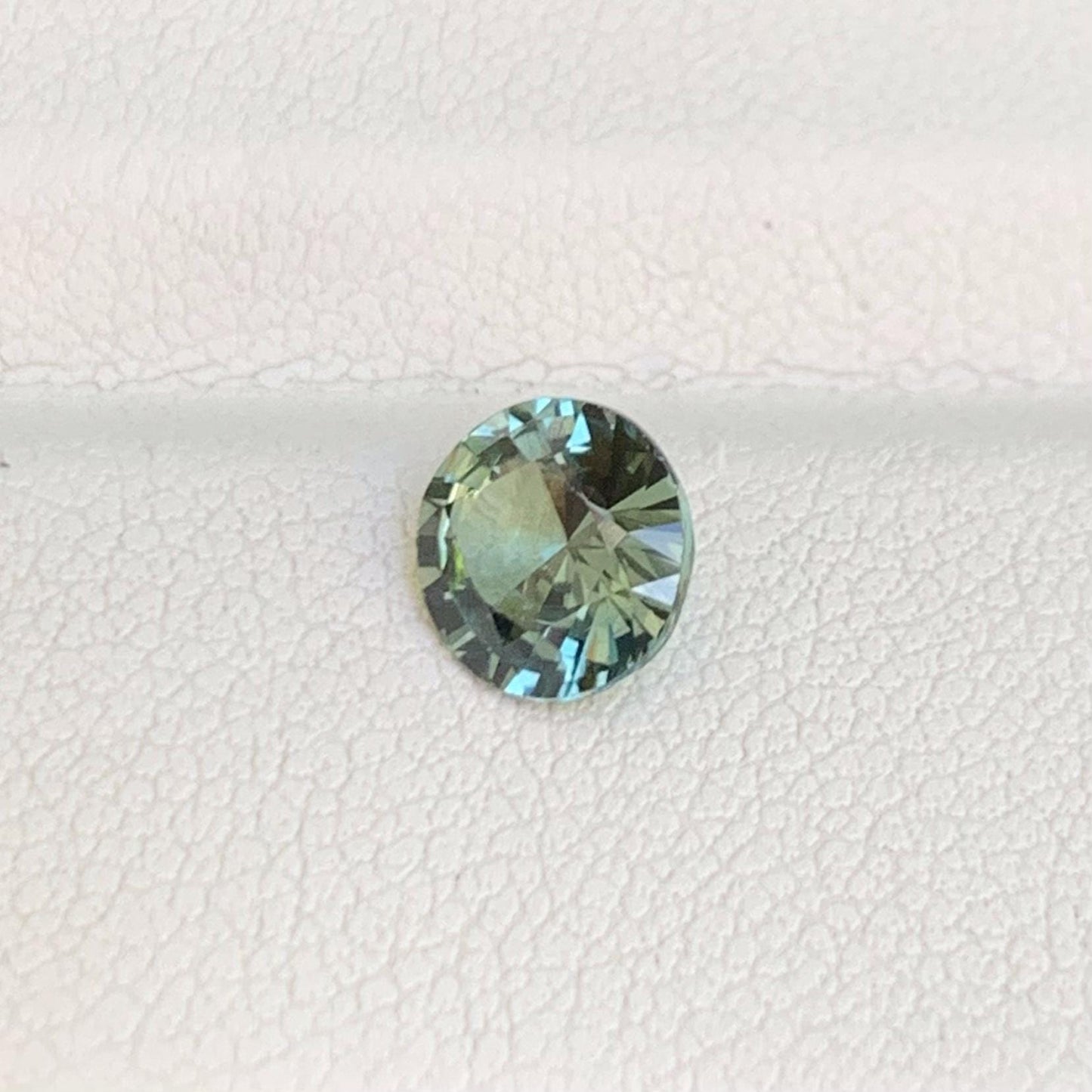 Natural Ceylon Peacock Teal Sapphire 1.30ct - (UH) - Baza Boutique