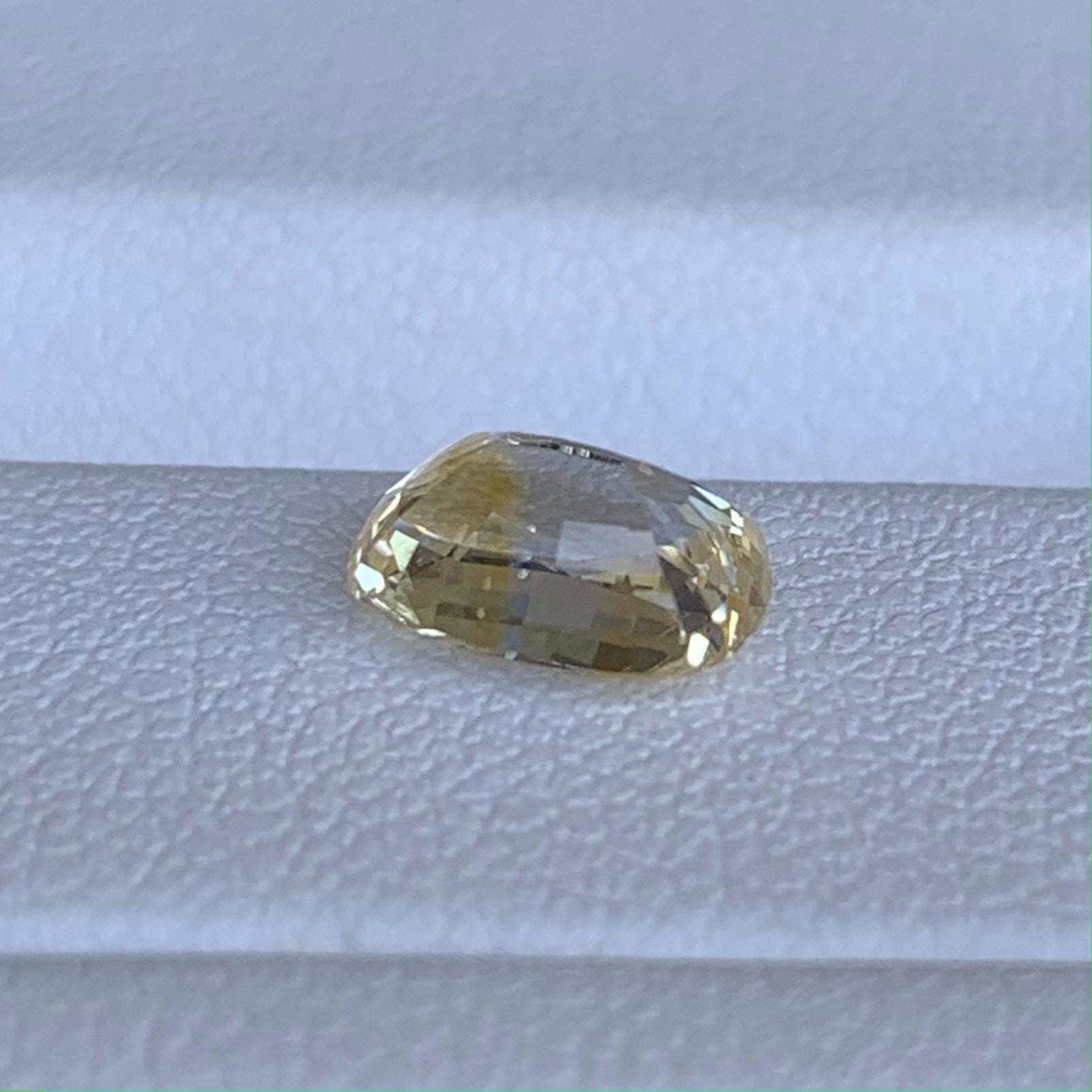Bi Color Sapphire 1.60ct - (H) - Baza Boutique