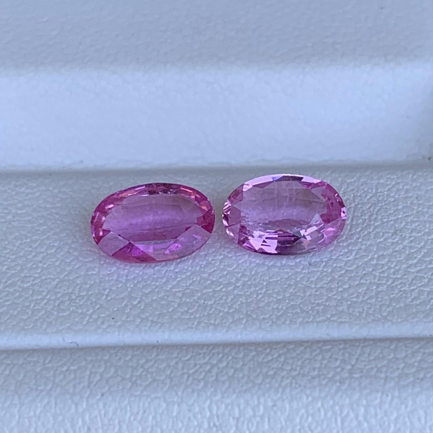 Natural Pink Sapphire Pair 2.23ct- (UH)