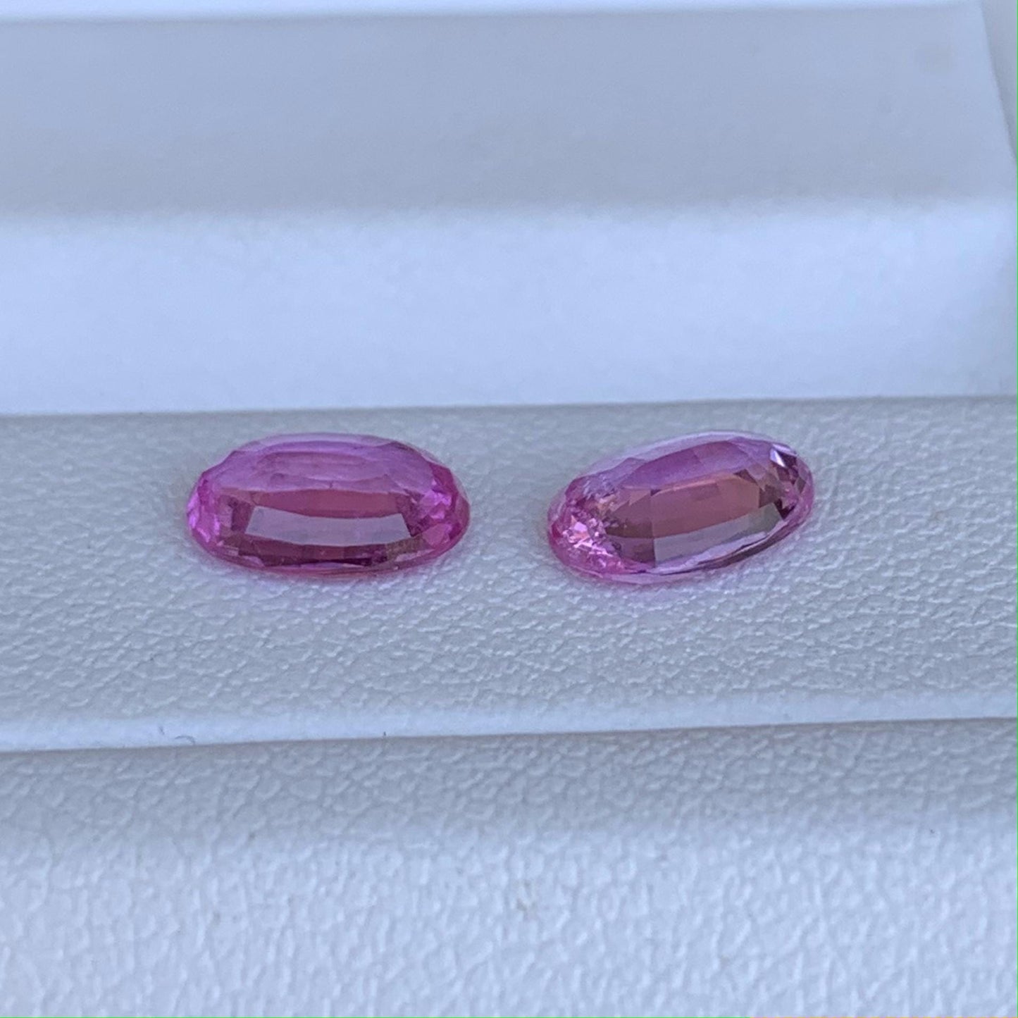 Natural Pink Sapphire Pair 2.23ct- (UH)