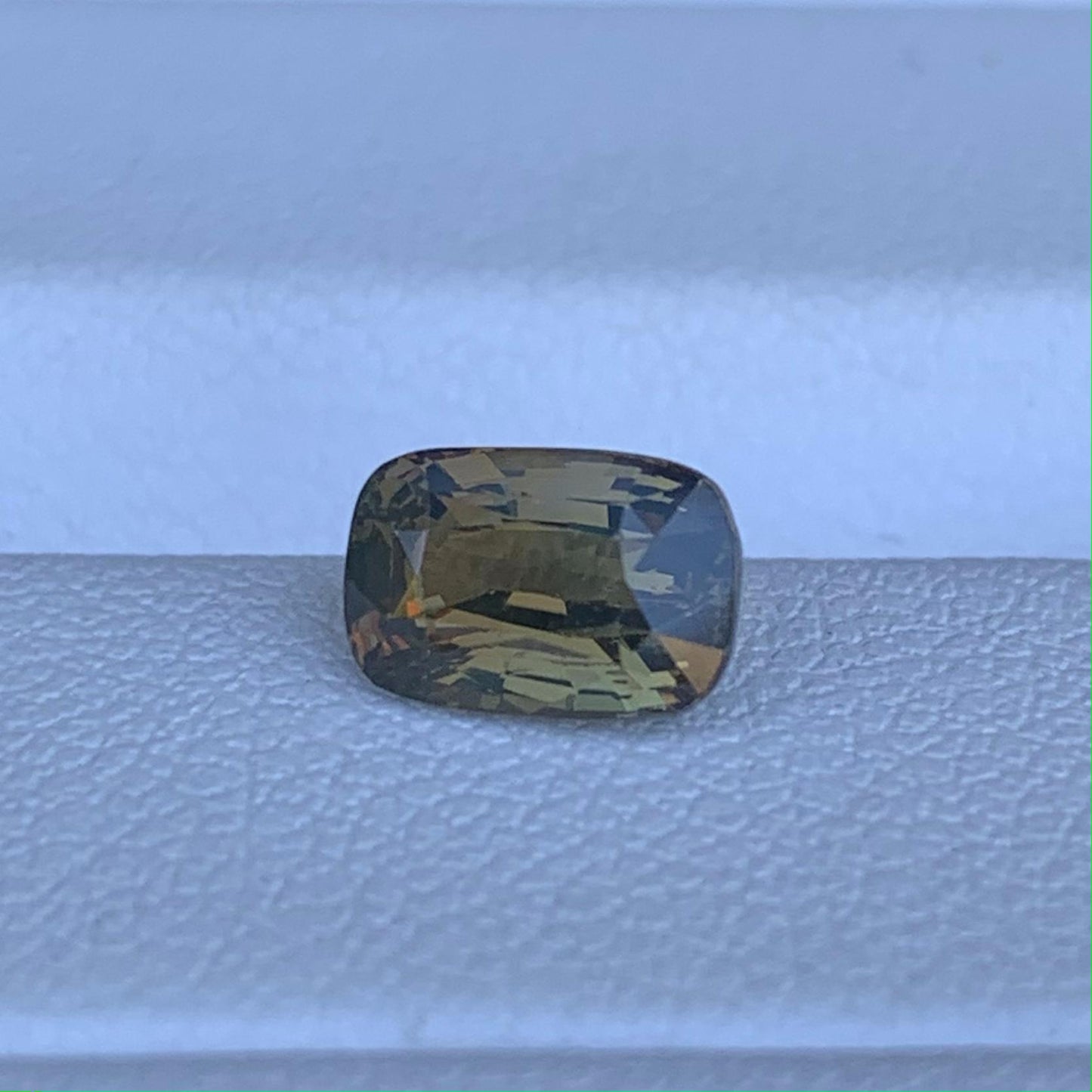 Rare - Alexandrite 1.50ct - (UH) - Baza Boutique