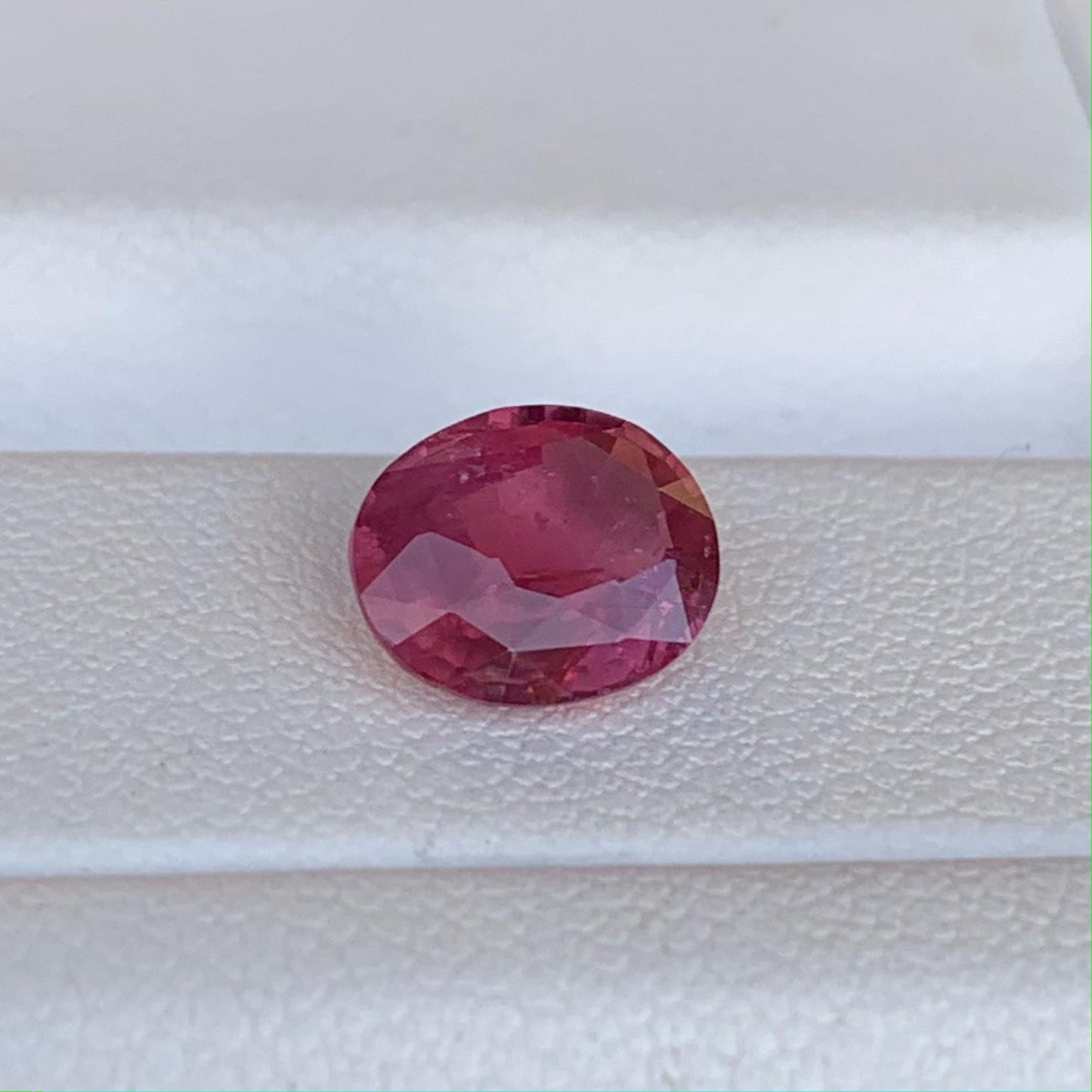 Natural Padparadscha Sapphire 1.83ct - (UH) - Baza Boutique