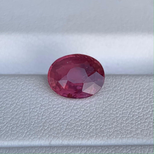 Natural Padparadscha Sapphire 1.83ct - (UH) - Baza Boutique