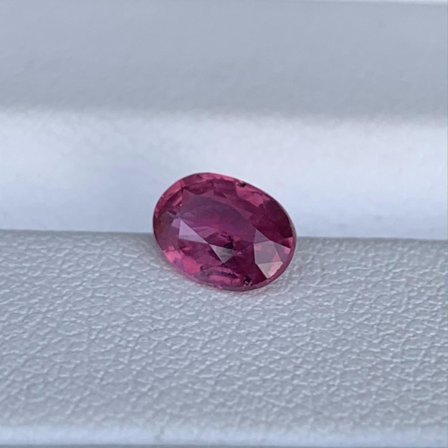 Natural Ceylon Padparadscha Sapphire 1.02ct - (UH) - Baza Boutique