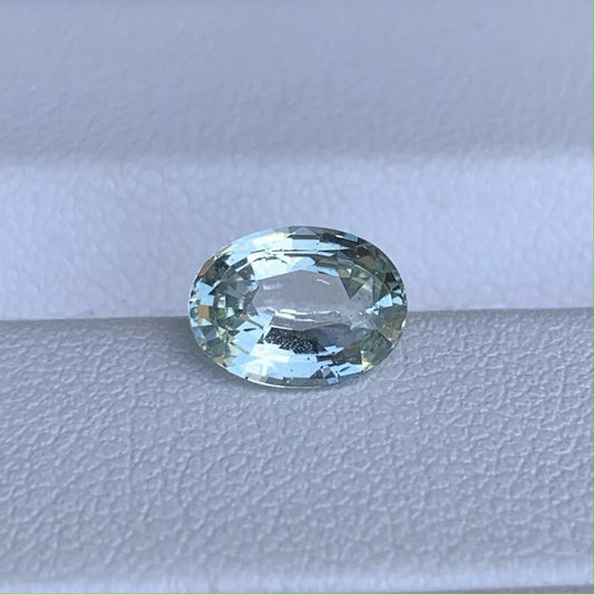Mint Green Sapphire 1.68ct (UH) - Baza Boutique