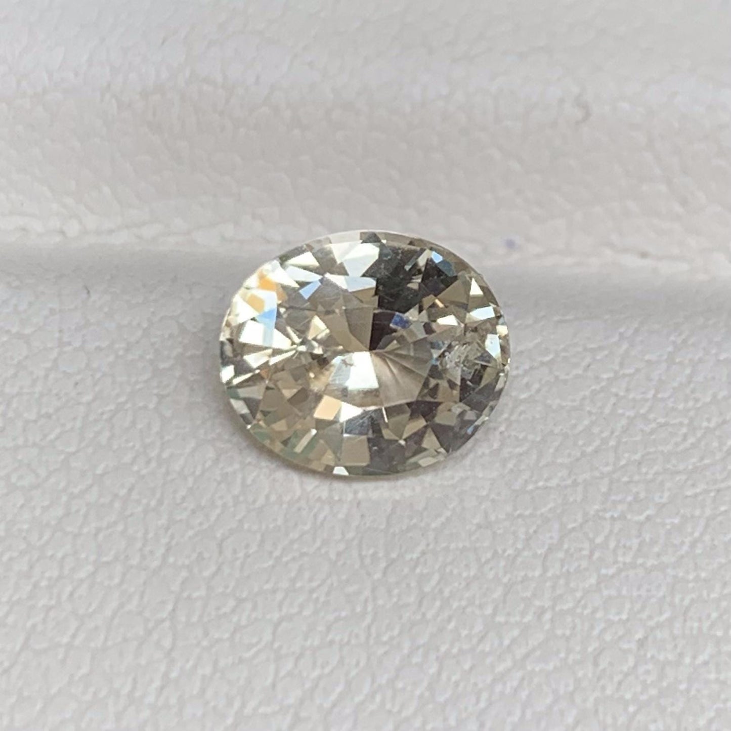 Natural Yellow Sapphire 1.74ct (UH) - Baza Boutique