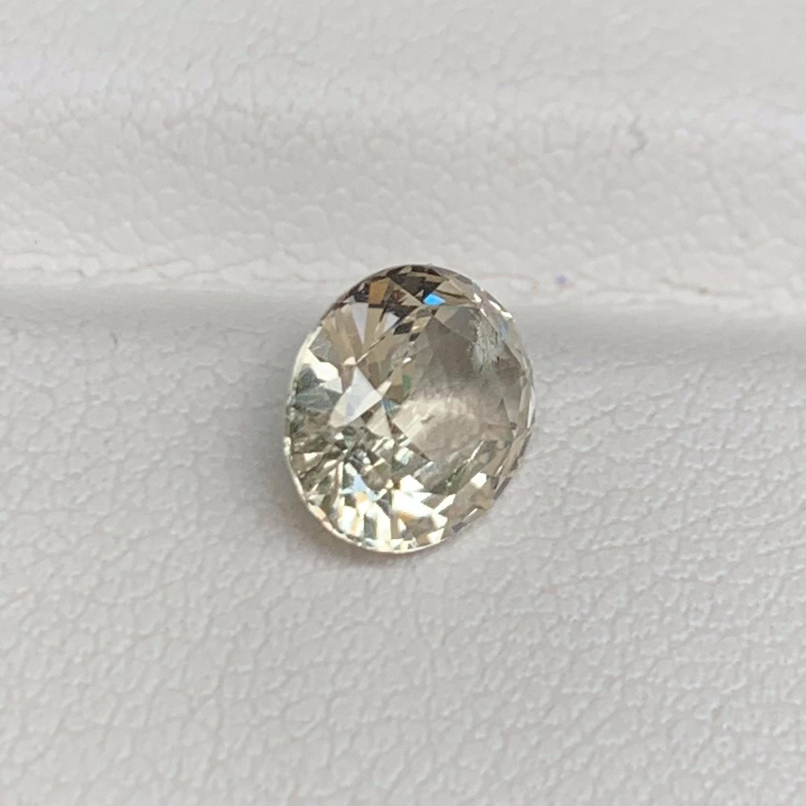 Natural Yellow Sapphire 1.74ct (UH) - Baza Boutique