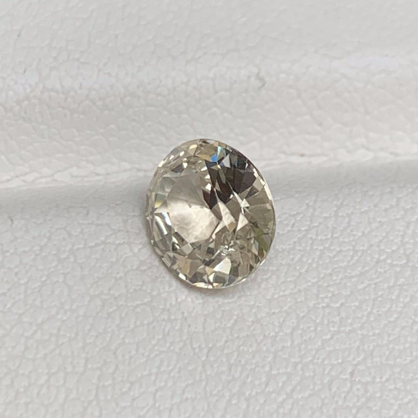 Natural Yellow Sapphire 1.74ct (UH) - Baza Boutique