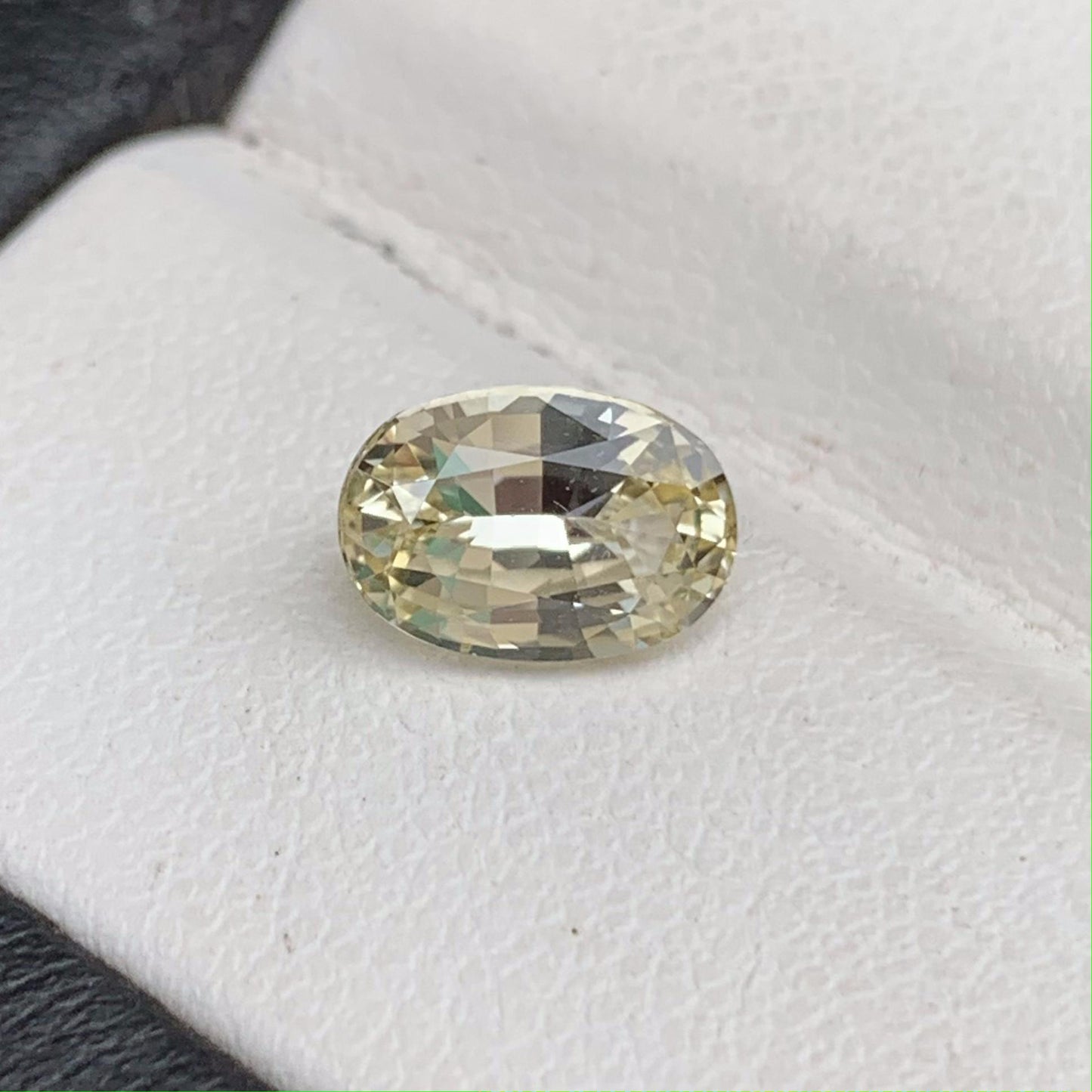 Natural Oval Cut Yellow Sapphire 1.79ct (UH) - Baza Boutique