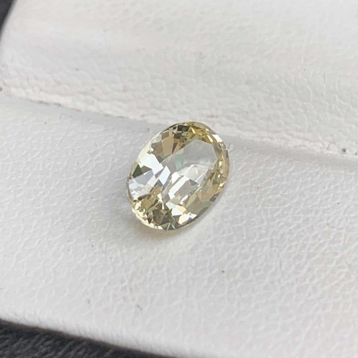 Natural Oval Cut Yellow Sapphire 1.79ct (UH) - Baza Boutique