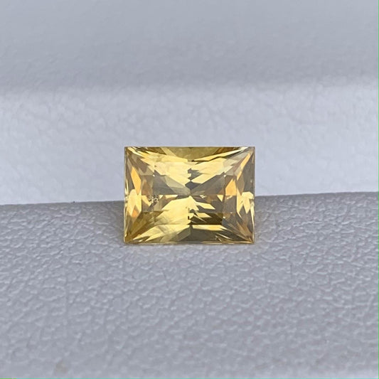Yellow Sapphire 1.03ct Heated  Natural Loose Gemstone for Jewelry Making - Baza Boutique