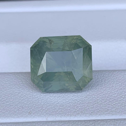 Unheated 10.64ct Natural Green Sapphire Loose Gemstone - Baza Boutique
