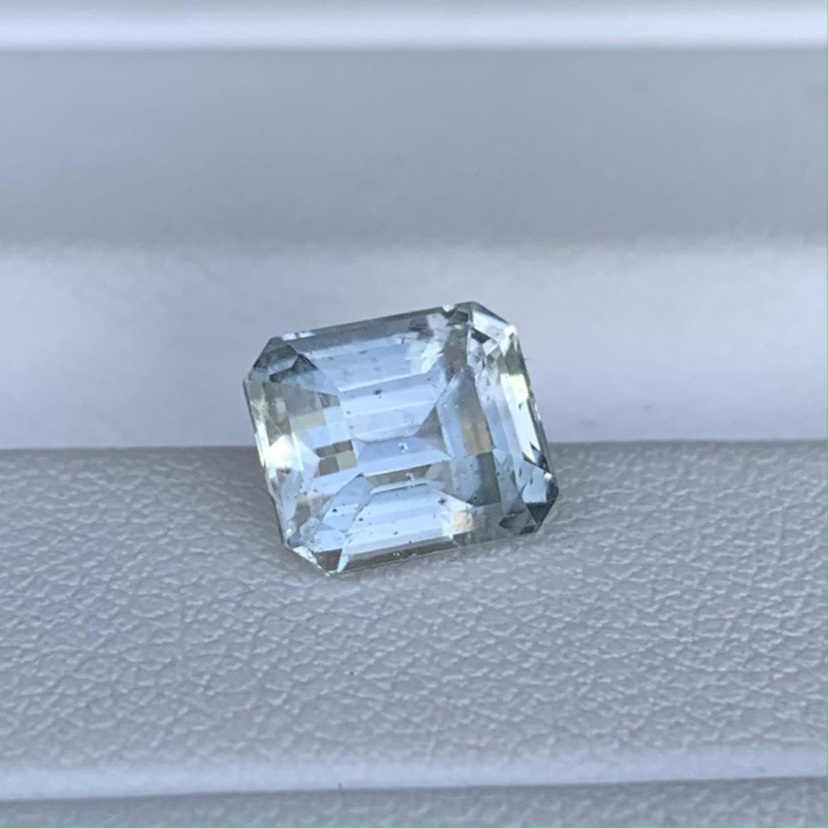 Natural Ceylon White Sapphire 2.60ct - (N) - Baza Boutique