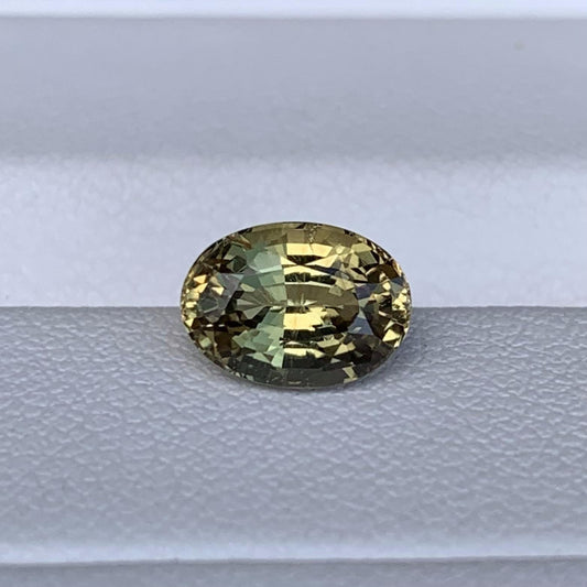 Multi Color Chrysoberyl 1.72ct - (UH)