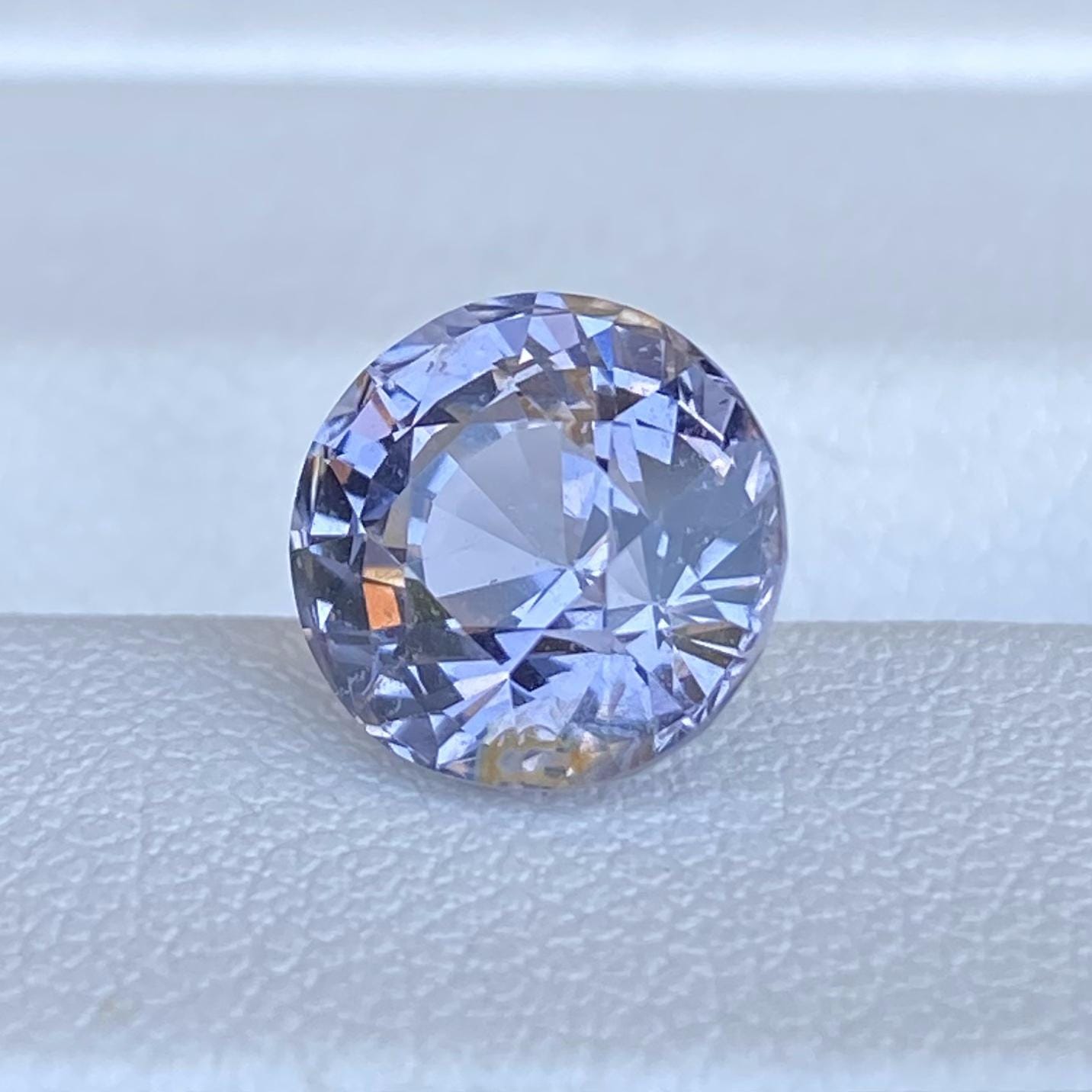 Natural Lavender Spinel 3.88ct - (UH) - Baza Boutique