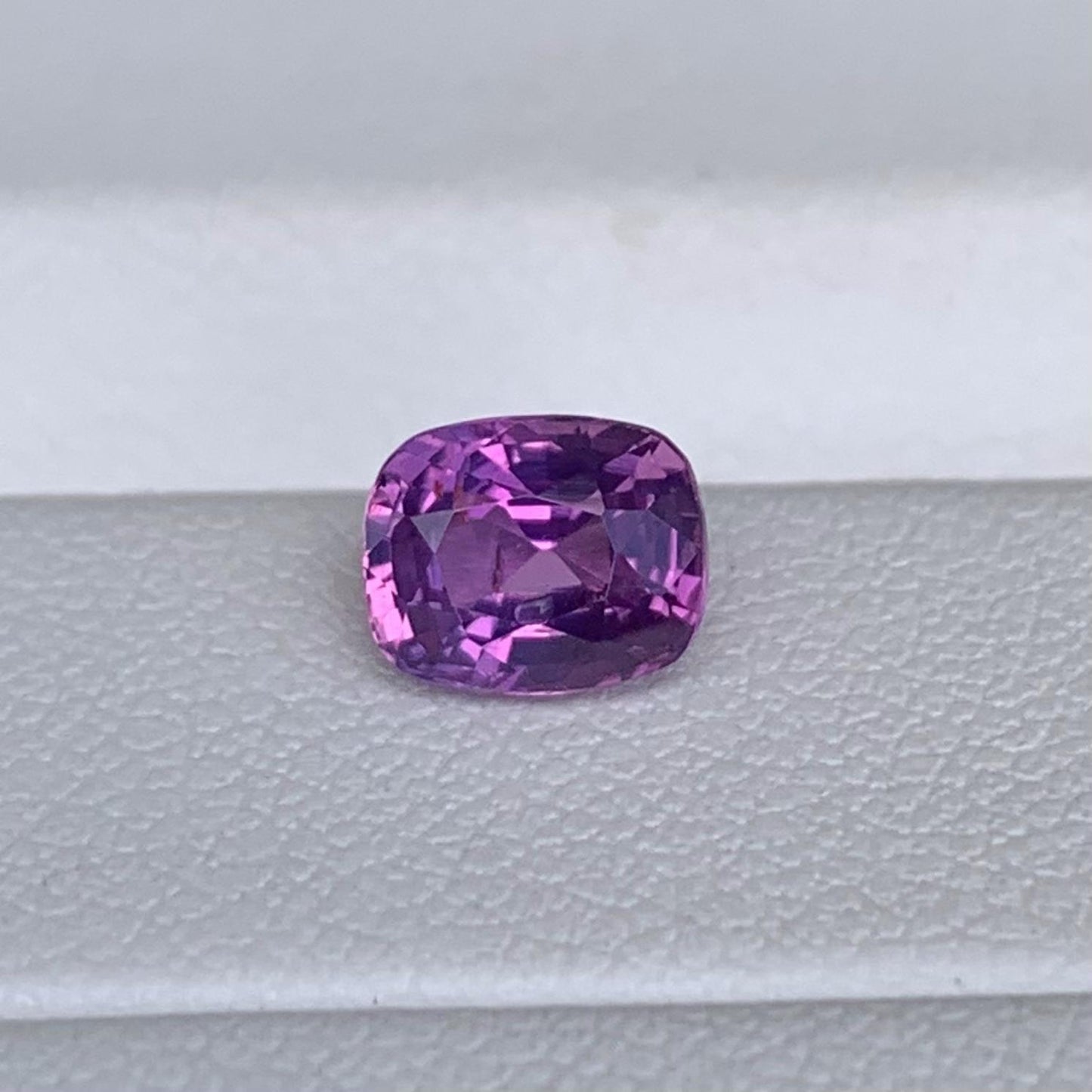 Natural Ceylon Purple Sapphire 1.42ct - (UH) - Baza Boutique
