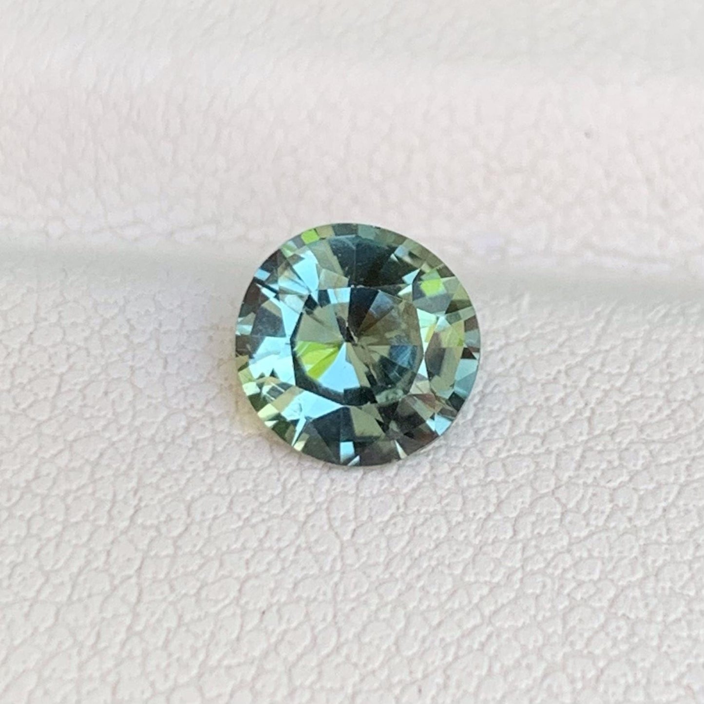 Natural Ceylon Peacock Teal Sapphire 1.30ct - (UH) - Baza Boutique
