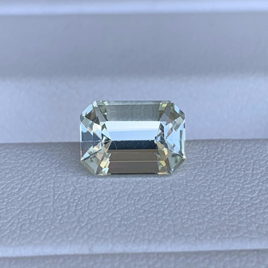 Natural Chrysoberyl 2.62ct - (UH)
