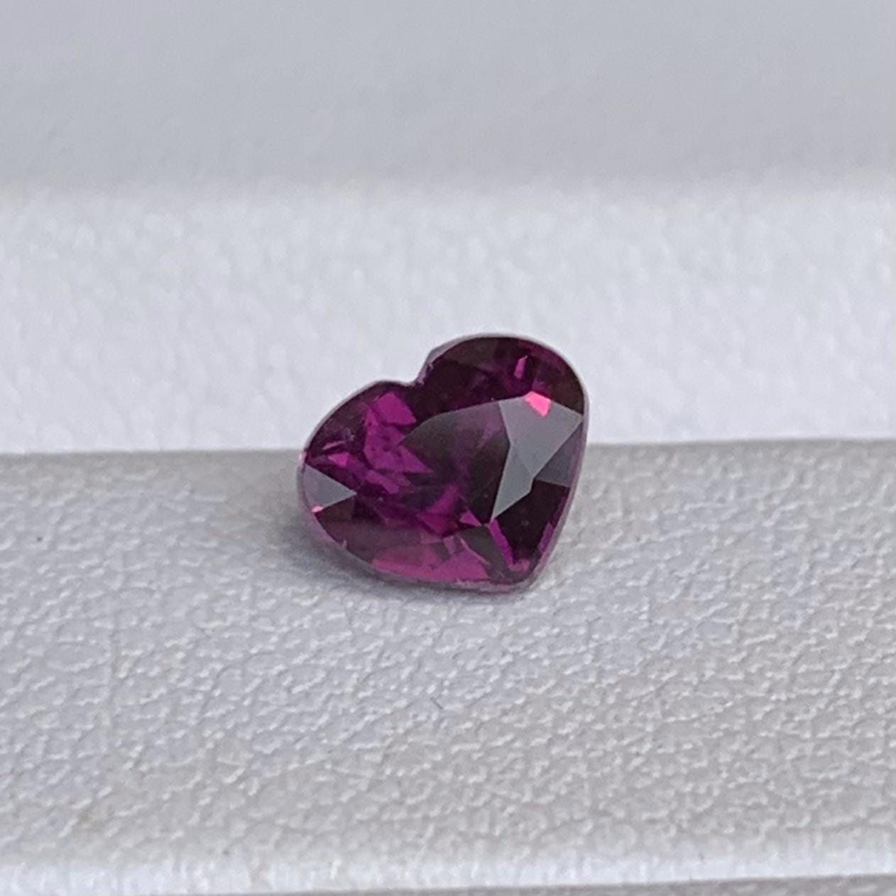 Natural Heart Shaped Purplish Red Ruby 1.01ct - (H) - Baza Boutique