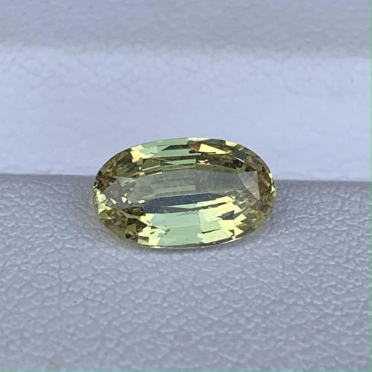 Natural Lemon Yellow Sapphire 1.56ct - (UH) - Baza Boutique