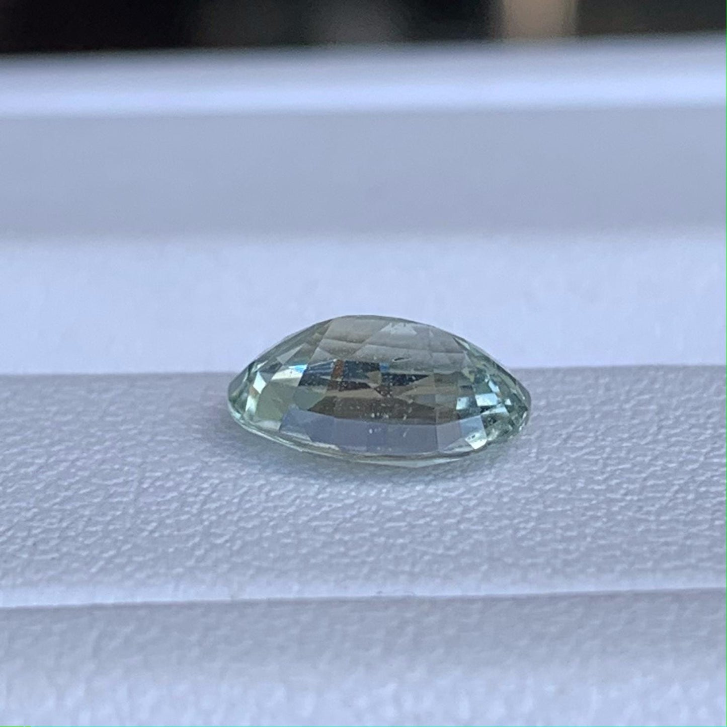 Mint Green Sapphire 1.68ct (UH) - Baza Boutique