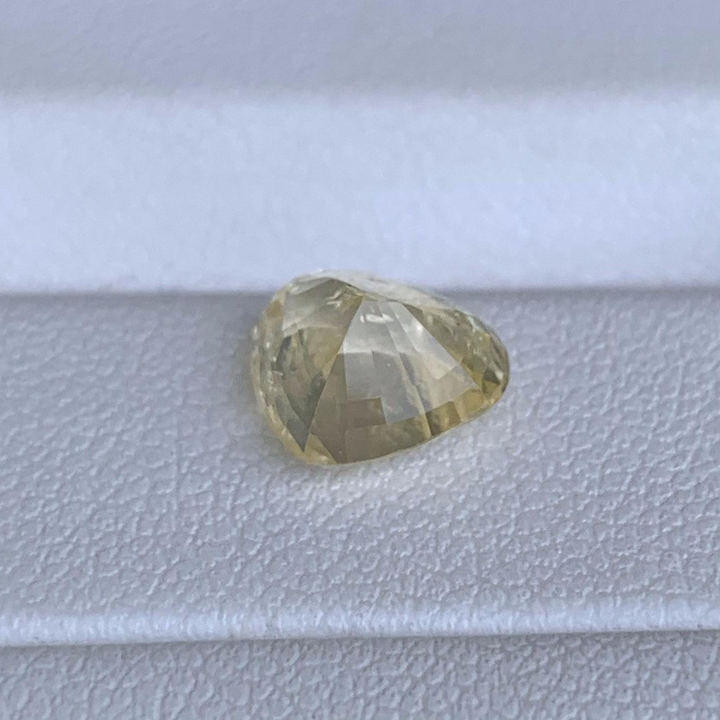 Natural Yellow Sapphire 1.27ct (UH)