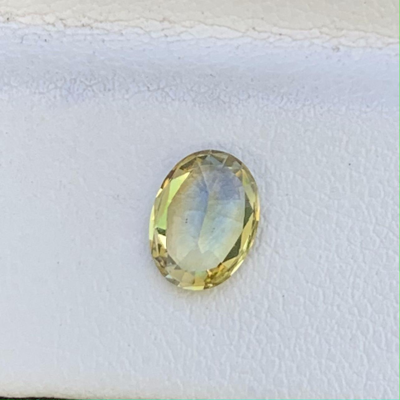 Green-Yellow Bi Color Sapphire 1.22ct - (H) - Baza Boutique