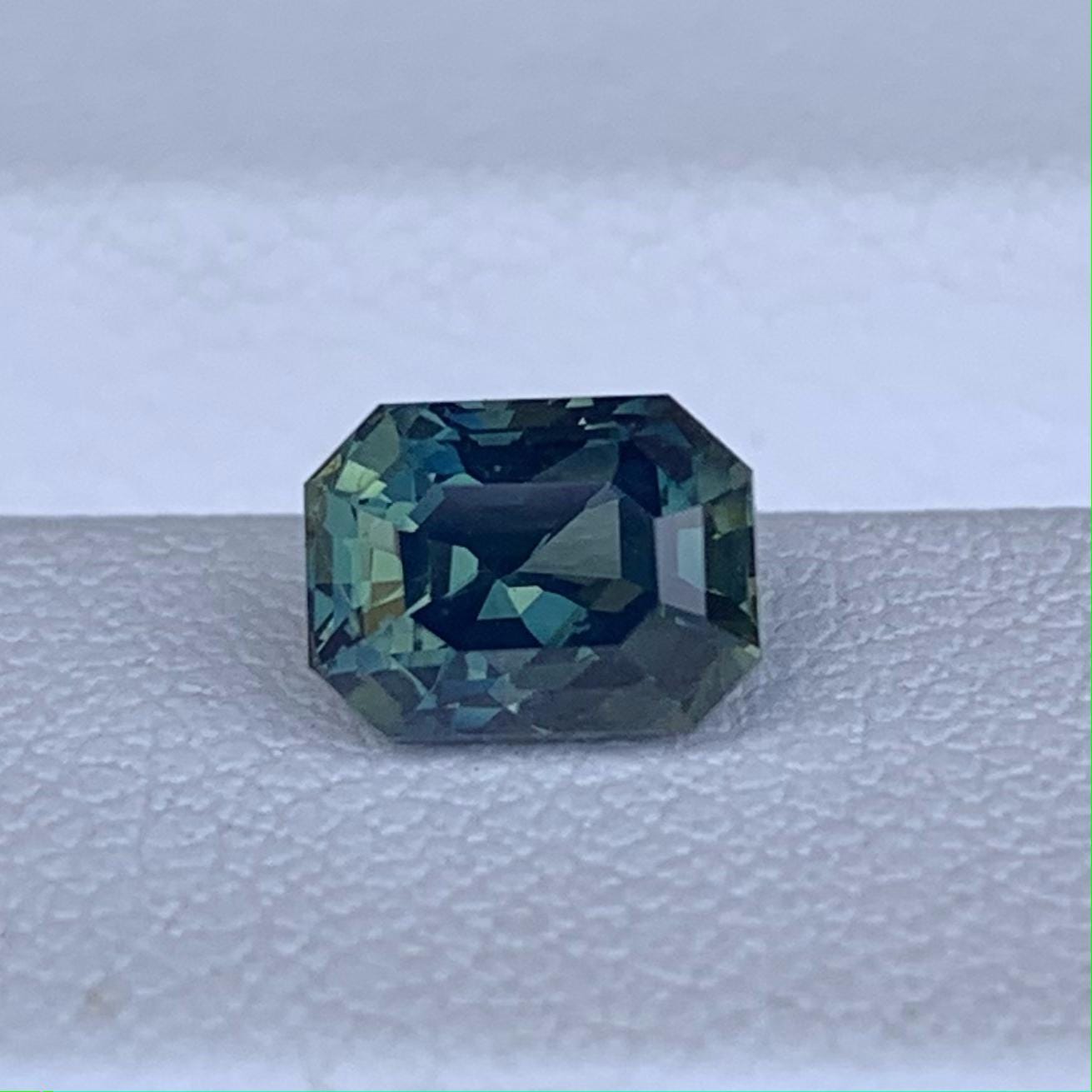 Natural Teal Sapphire 1.56 - (UH) - Baza Boutique