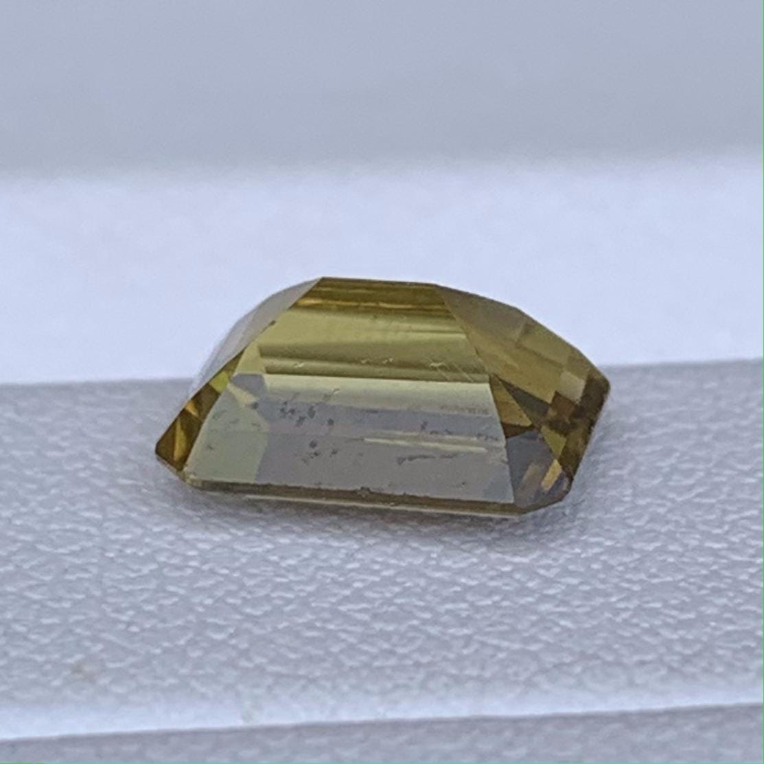 Natural Lemon Yellow Sapphire 1.88ct - (UH) - Baza Boutique