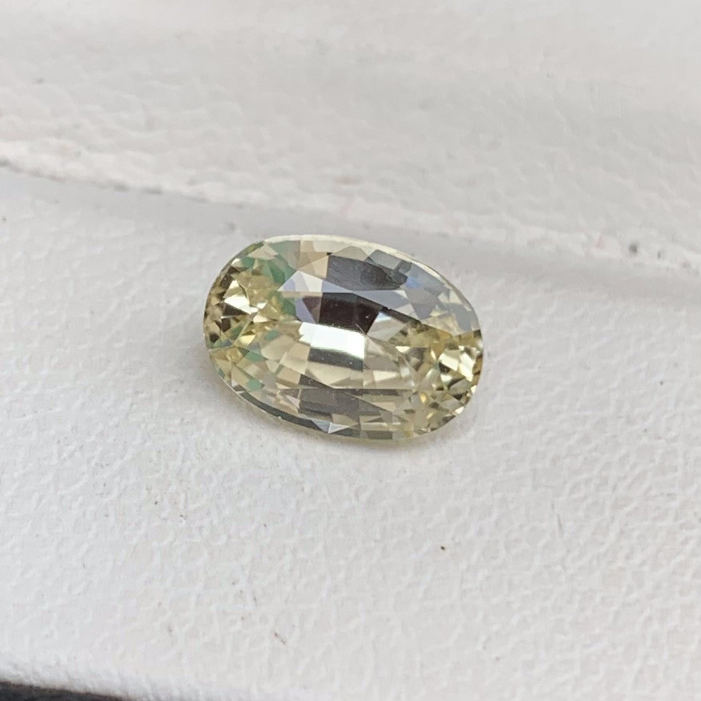 Natural Oval Cut Yellow Sapphire 1.79ct (UH) - Baza Boutique
