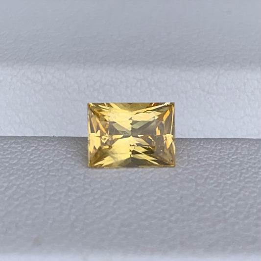 Yellow Sapphire 1.03ct Heated  Natural Loose Gemstone for Jewelry Making - Baza Boutique
