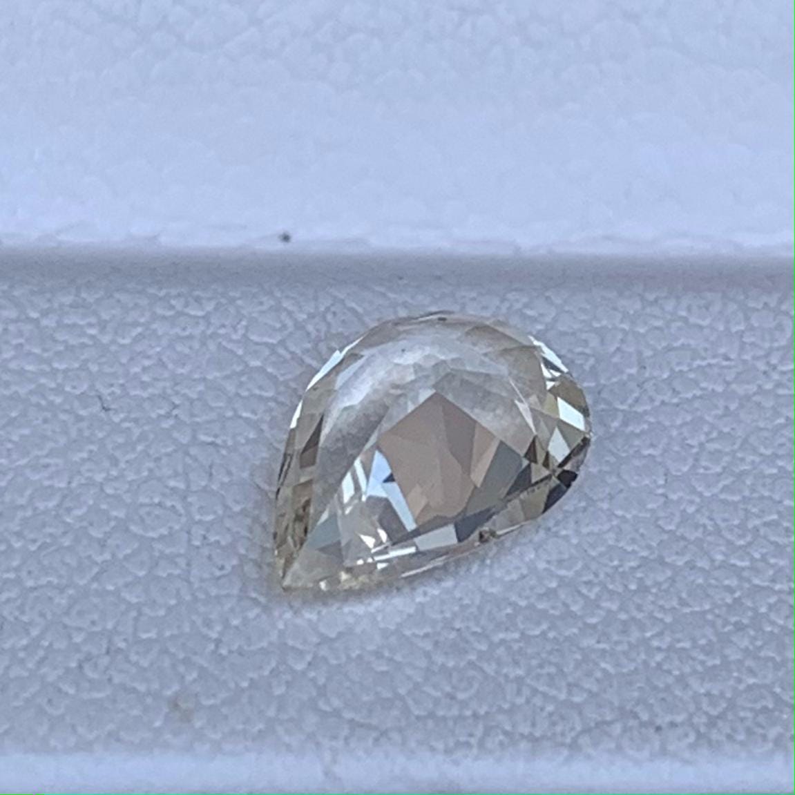 Natural Pear Cut Yellow Sapphire 1.32ct - (H) - Baza Boutique