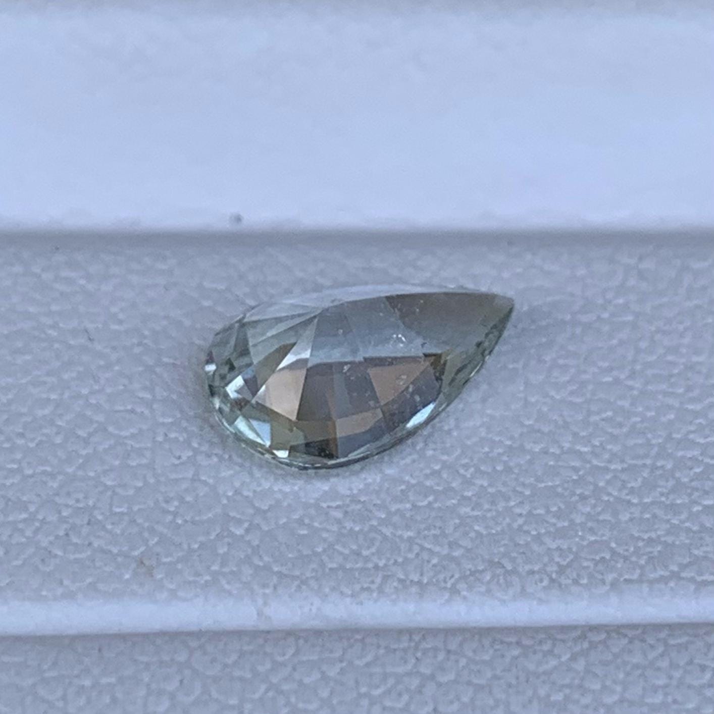 Mint Green Sapphire 1.66ct - (UH)