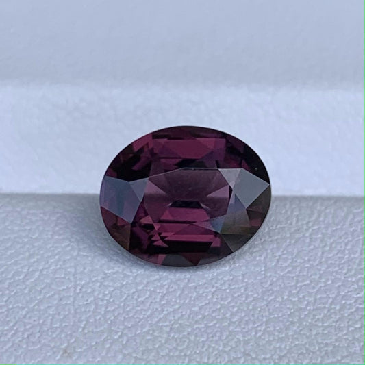 Natural Grape Spinel 3.01ct - (N)