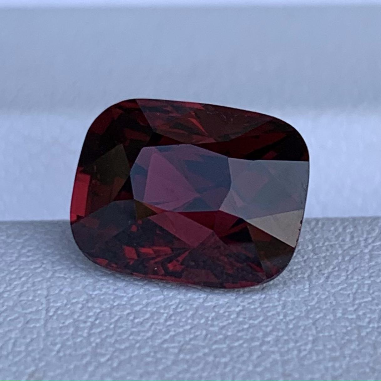 Wine Red Garnet 4.32ct - (N) - Baza Boutique