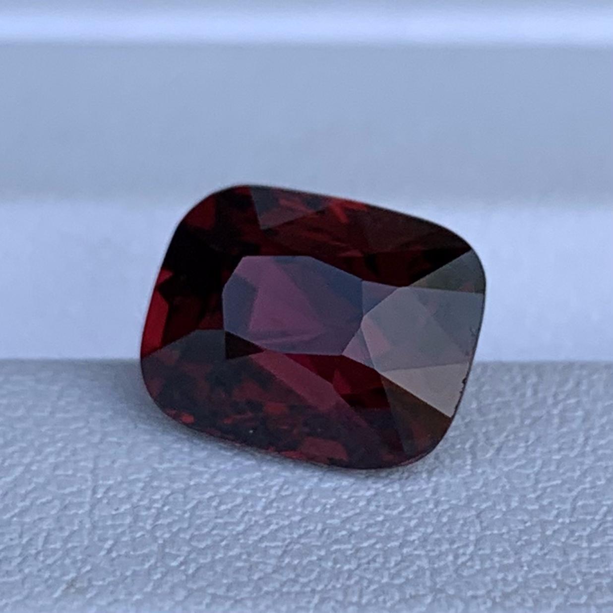 Wine Red Garnet 4.32ct - (N) - Baza Boutique