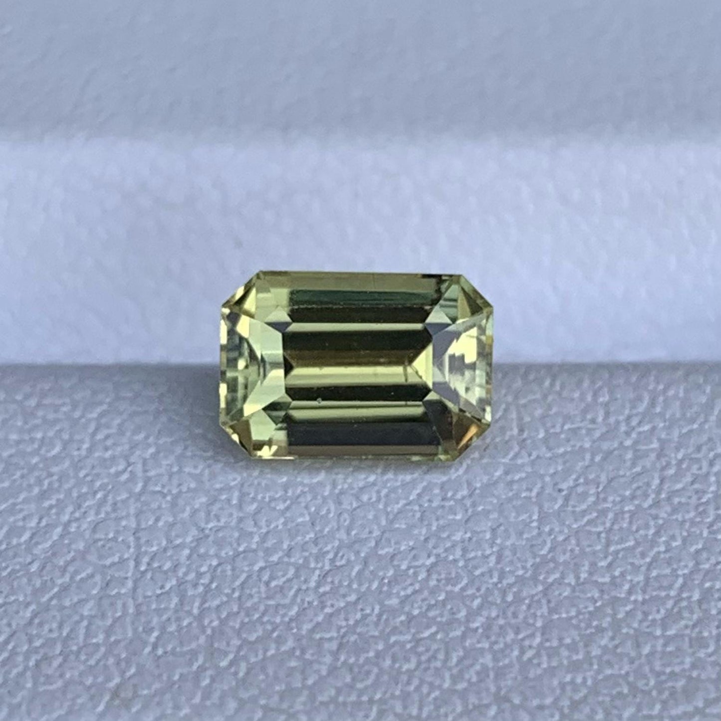 Natural Chrysoberyl 1.50ct - (H) - Baza Boutique