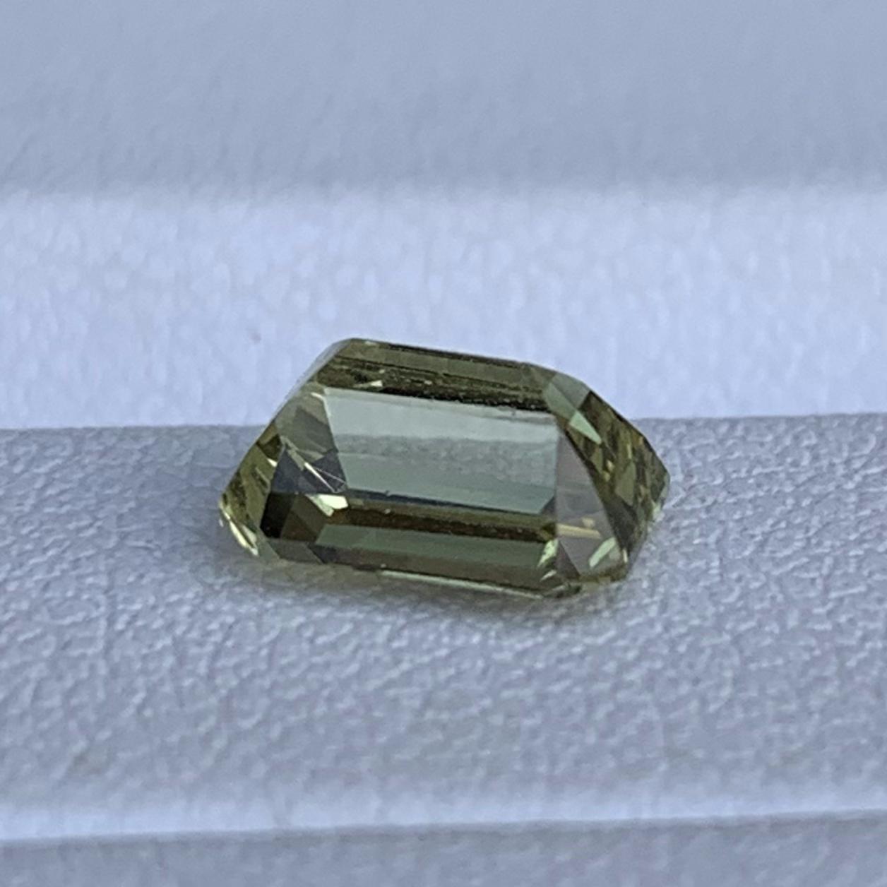 Natural Chrysoberyl 1.50ct - (H) - Baza Boutique