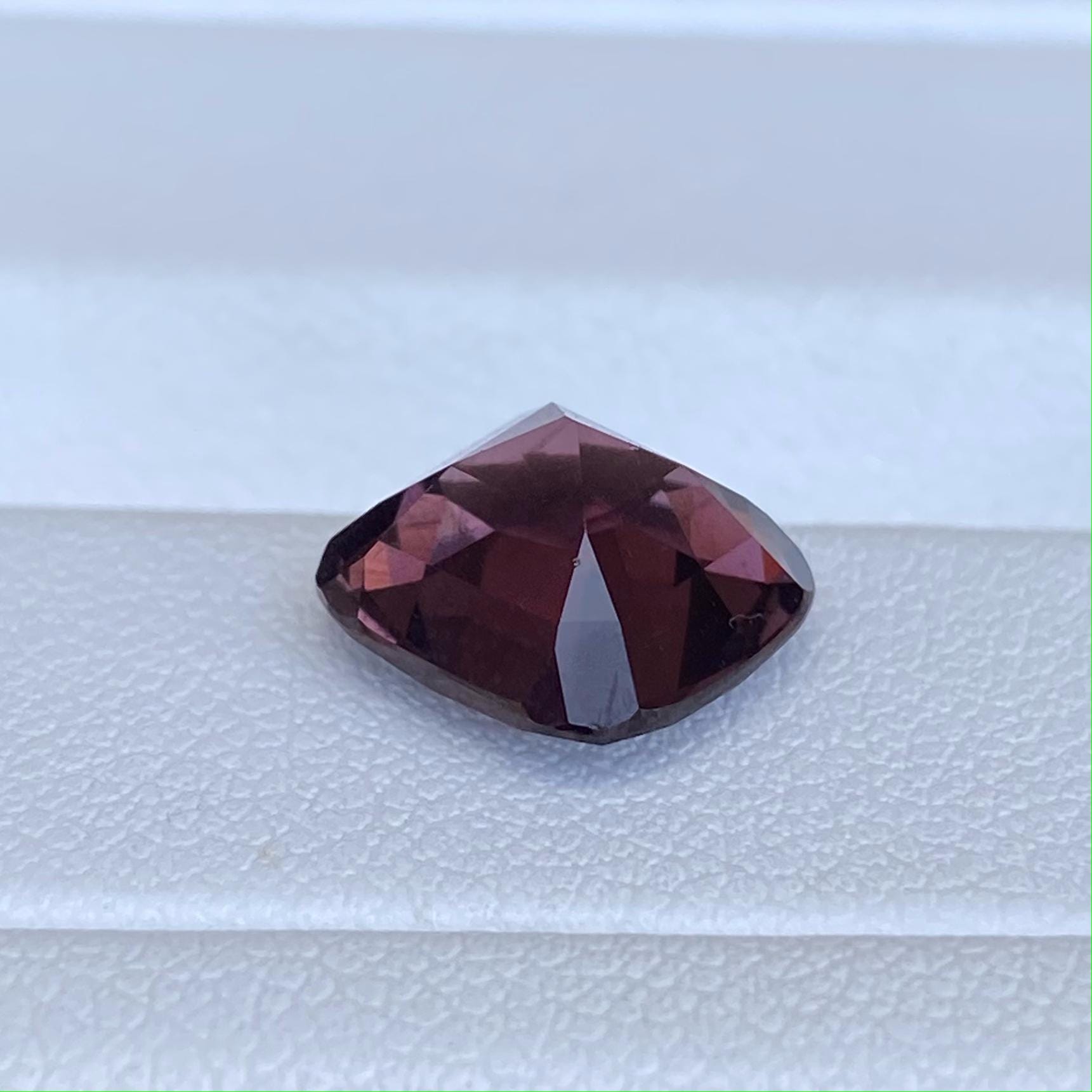 Natural Spinel from Tanzania 4.29ct - (UH) - Baza Boutique