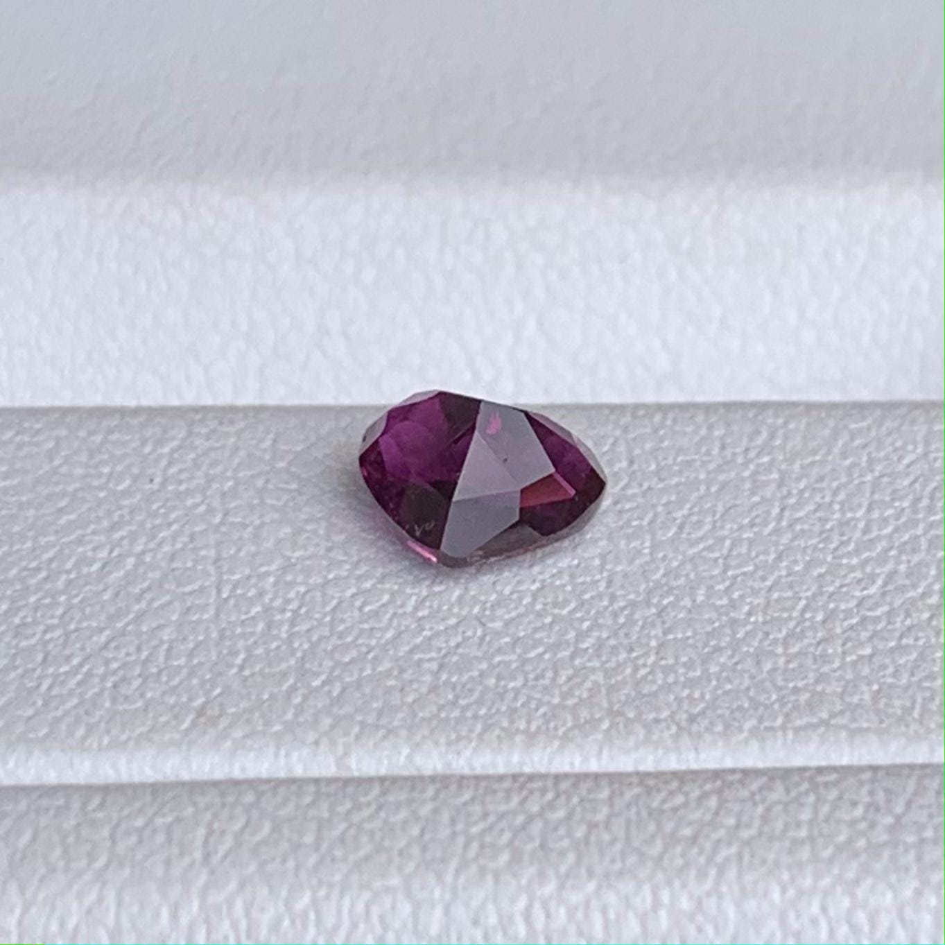 Natural Heart Shaped Purplish Red Ruby 1.01ct - (H) - Baza Boutique